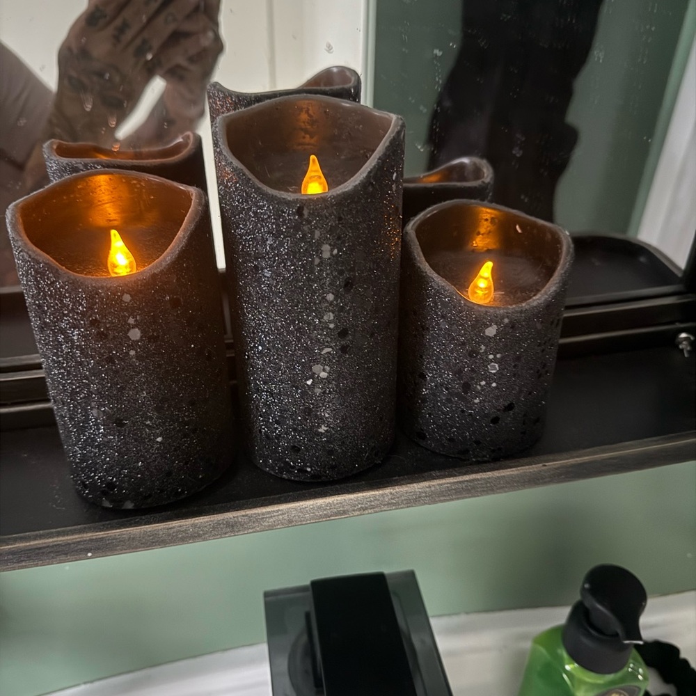 Set of Three Black Glitter Battery operated Candles - Picture 2 of 3